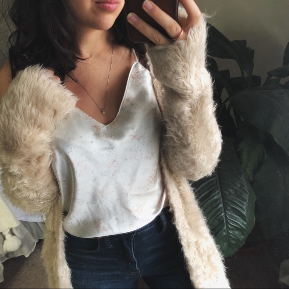 Vintage Tops - VINTAGE/ baby’s breath silky tank